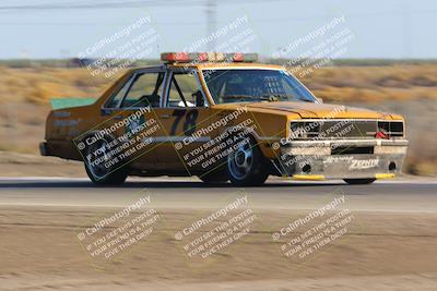 media/Oct-02-2022-24 Hours of Lemons (Sun) [[cb81b089e1]]/915am (I-5)/